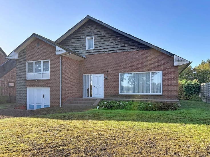 Sale - House Hechtel-Eksel - 295,000 €
