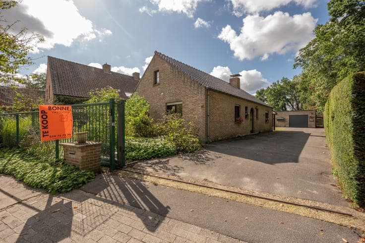 House in Sint-Kruis