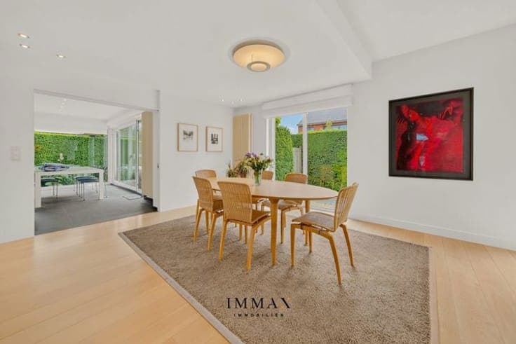 Exclusive living with swimming pool, surrounded by greenery