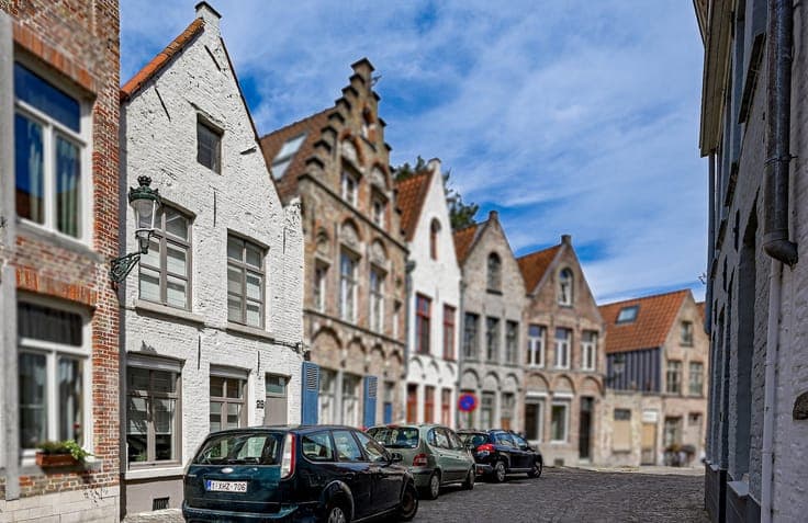 ruime stadswoning, eigentijds ingericht, met zonnige terr...