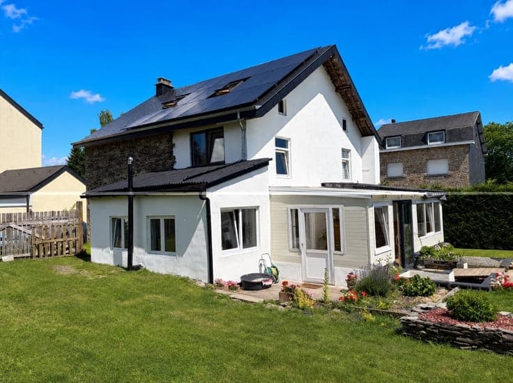 Charming 4-Facade House in Gouvy – Ideal Location
