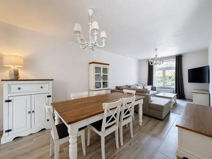 House in Enghien