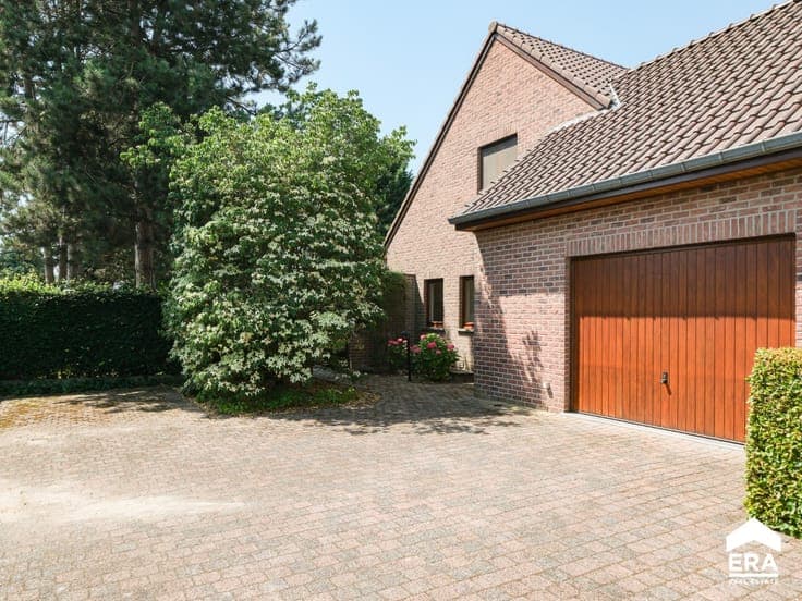 Spacious detached home on 28a47ca in Hechtel