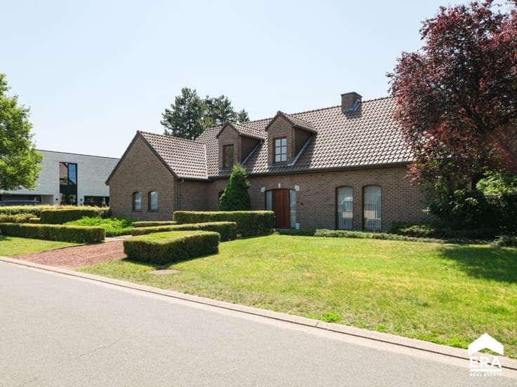 Spacious detached home on 28a47ca in Hechtel