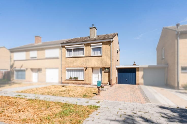Verzorgde woning met 3 slpk, tuin en garage op een toplig...