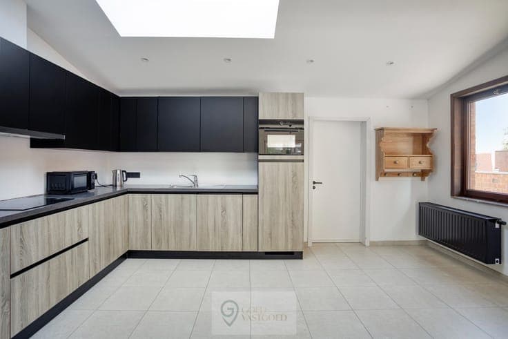 Instapklare woning met ruime tuin en garage in Aalst (Sin...