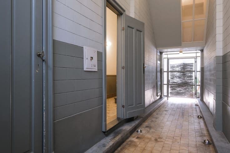 Ixelles Lakes: 3-bedroom house with rear garden