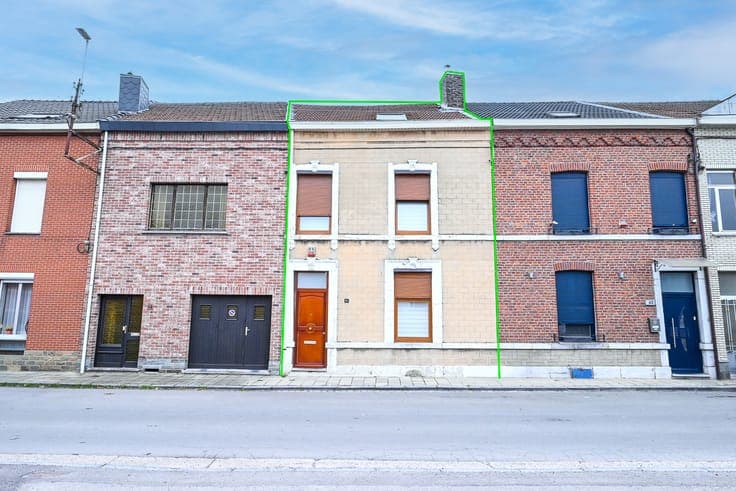 House 2 bedrooms with possibility of 4 in Tilleur