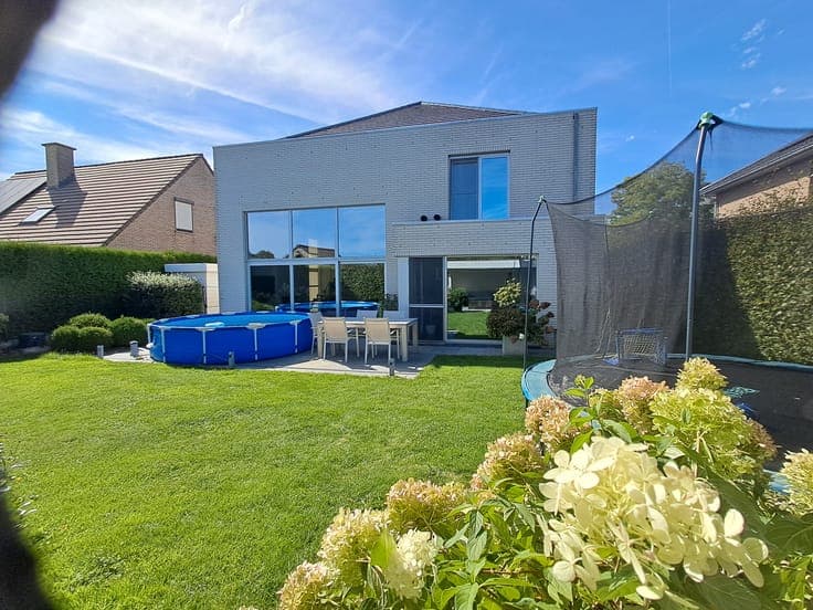 House in Ternat