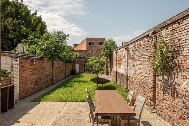 INSTAPKLARE WONING MET GARAGE OP TOP LOCTIE TE MECHELEN