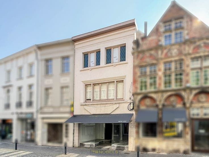 Te koop, commerciële eigendom met uitbreidingspotentieel ...