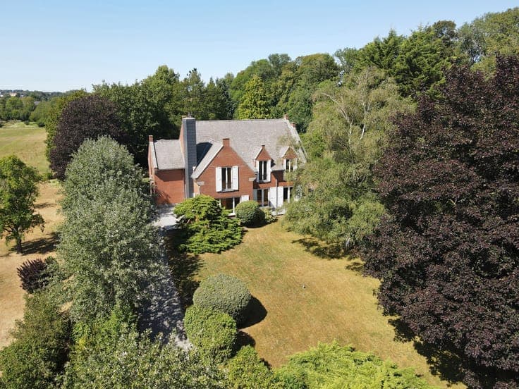 House in Mettet