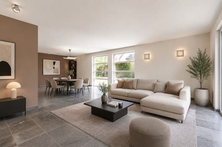 Move-in ready home bordering the forest in De Panne.