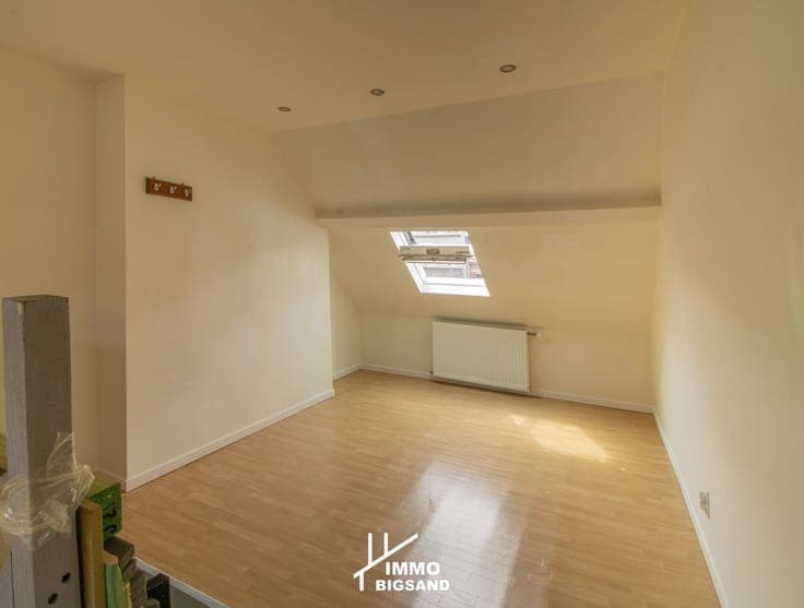 Volledig gerenoveerde woning te koop met 3 slaapkamers te...