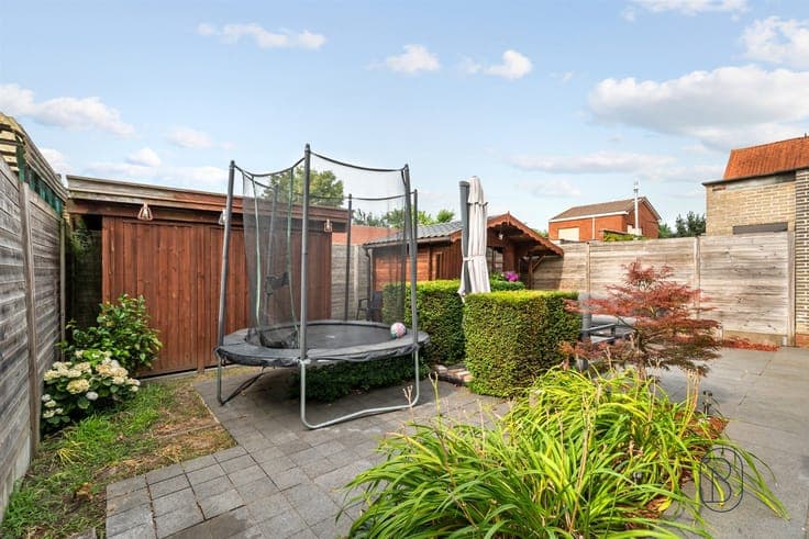 Move-in-ready home with 3 bedrooms and a garage.