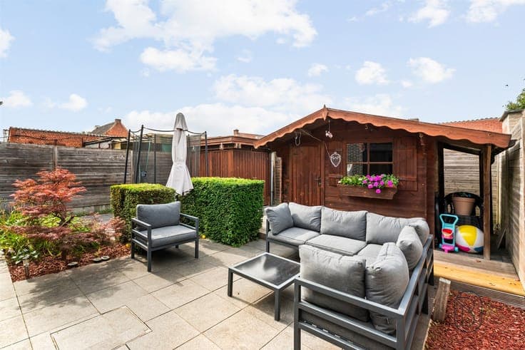 Move-in-ready home with 3 bedrooms and a garage.