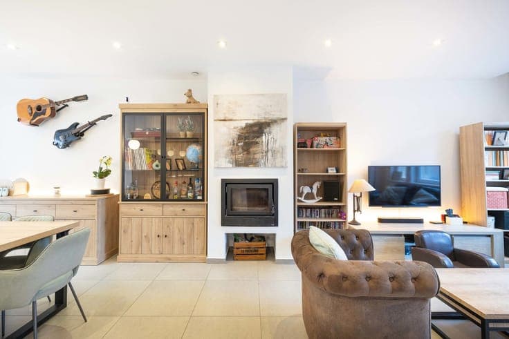 Move-in-ready family home! PEB D