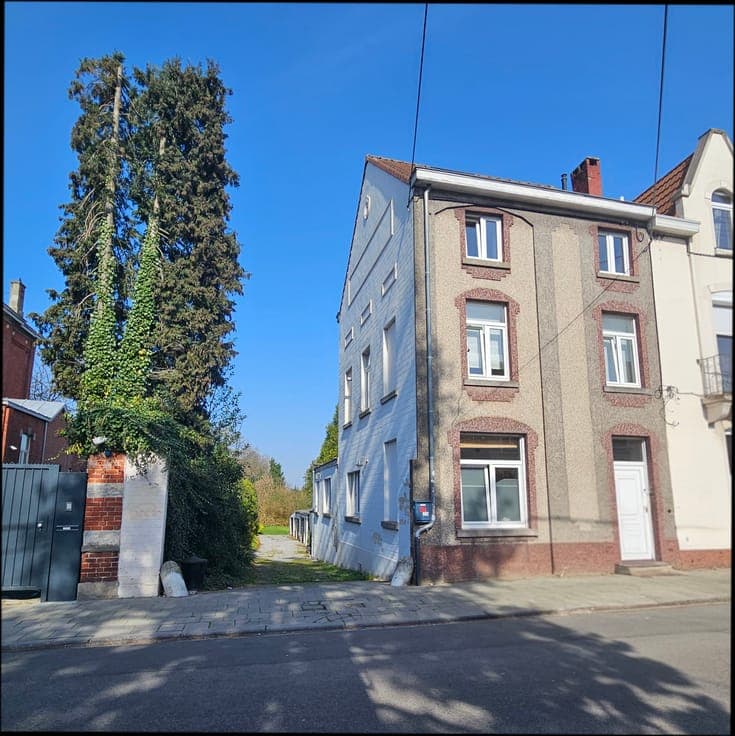 House in Waterloo