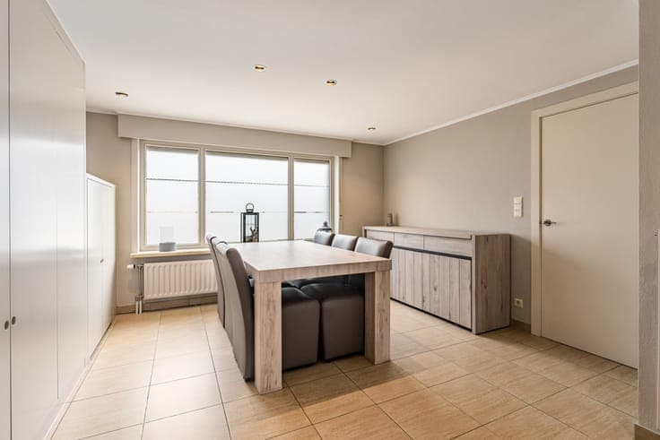 Ruime energiezuinige woning met grote tuin vlakbij centru...