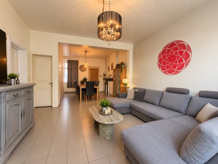 Te koop, Ruime gezinswoning met 3 slaapkamers en grote tu...