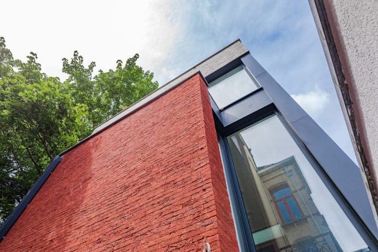 European Quarter: new house with rooftop terrace
