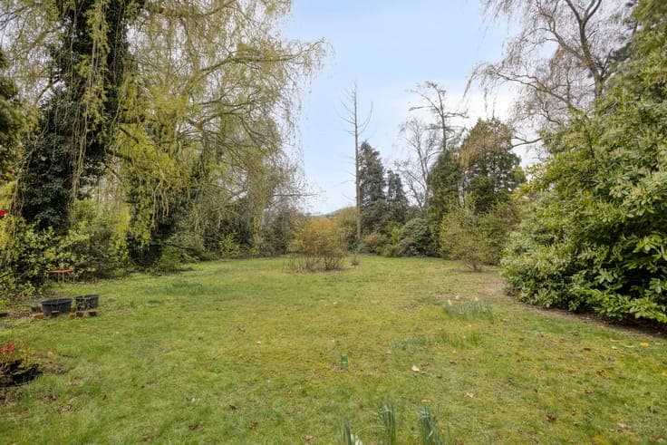 Character villa of 410 m² on 18a in Kaggevinne