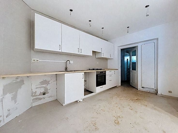 Investment property comprising 3 residential units
