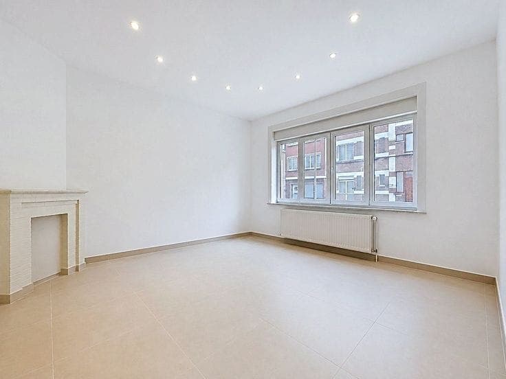 Investment property comprising 3 residential units