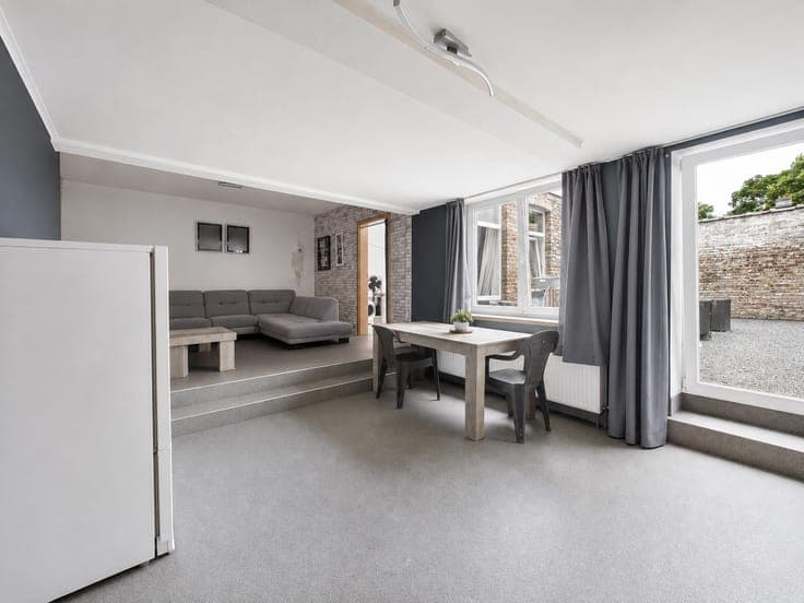 Renovated Investment Property – 2 Rented Units – Ensival
