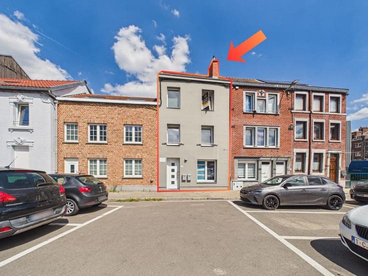Renovated Investment Property – 2 Rented Units – Ensival