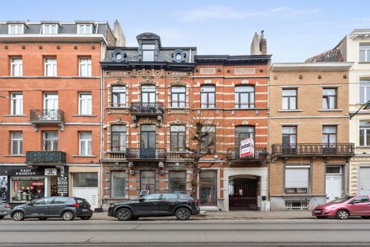 Large Office 500 m² + 3 Parking Spaces – Fiennesstraat