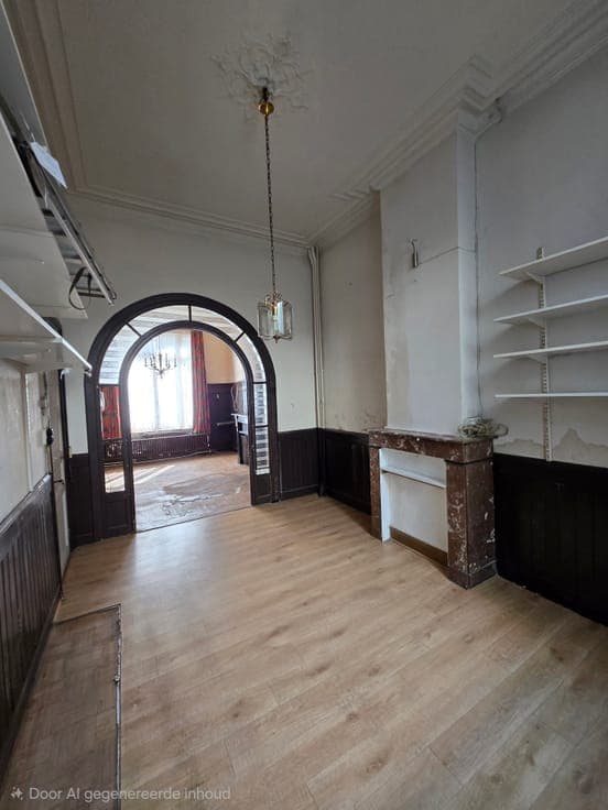 Stylish character townhouse in Ostend (5 BR).