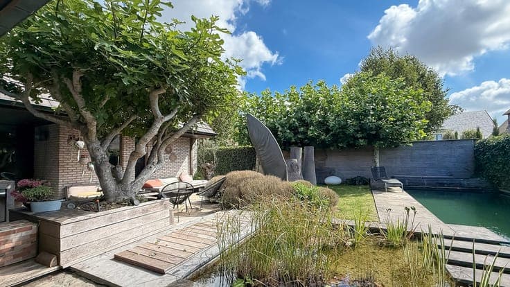 Architectural villa - perfect for a freelancer - located in