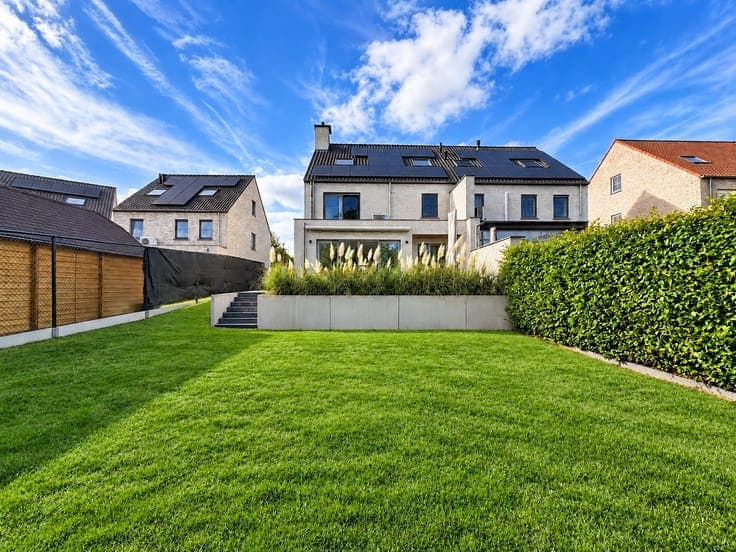 Stylish family home with a sunny garden for sale in Gavere