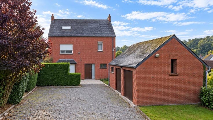 Great potential for a 4-bedroom family home in Rebecq