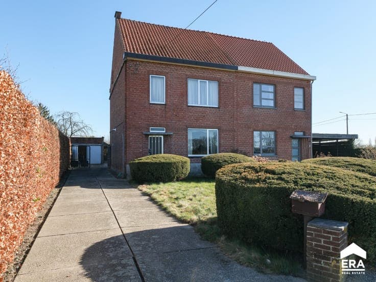 Semi-detached home with garden in Hasselt