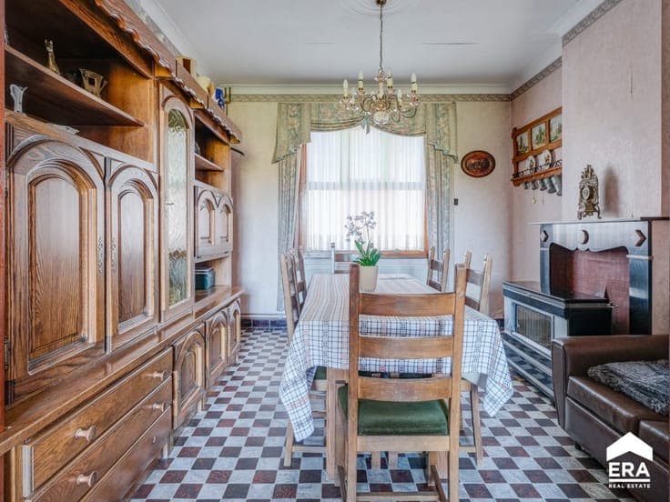 Semi-detached home with garden in Hasselt