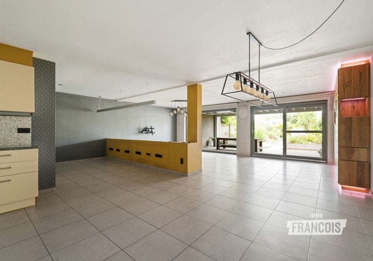 Spacious energy-efficient home with 4 bedrooms in Assenede