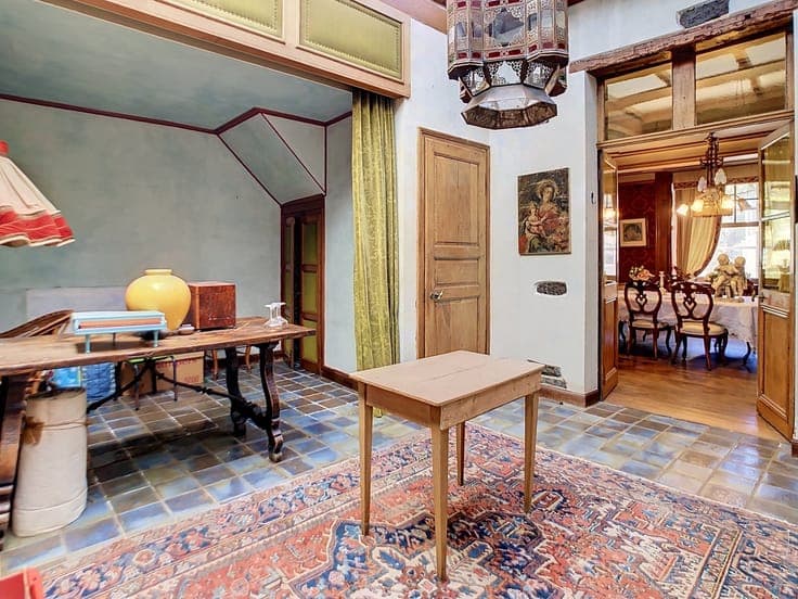 Maison à usage commercial