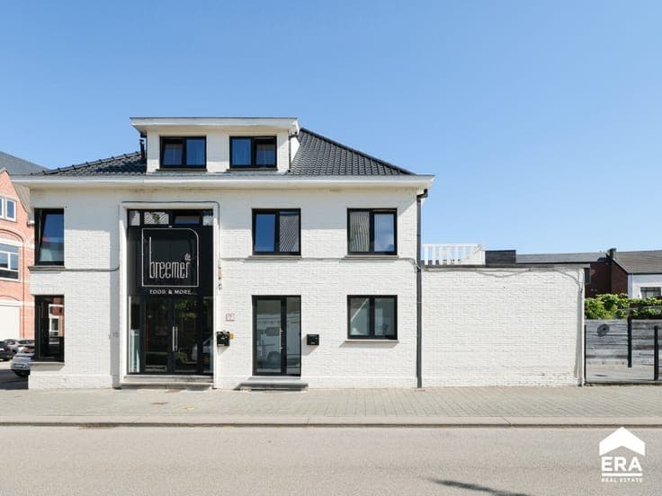 Investment property with shop and residence