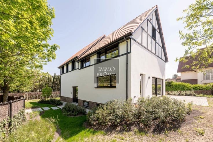 Renovated villa hidden in the lanes of the Zoute