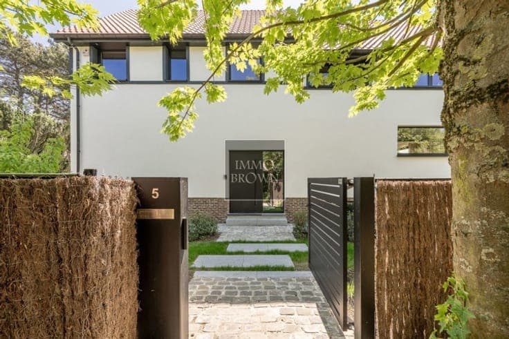 Renovated villa hidden in the lanes of the Zoute