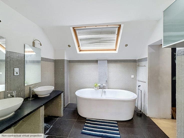 3-Bedroom House with Spacious Layout and Great Potential