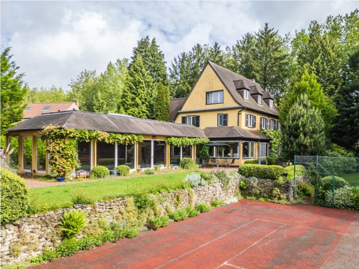 Character property on approx. 45 ares,
