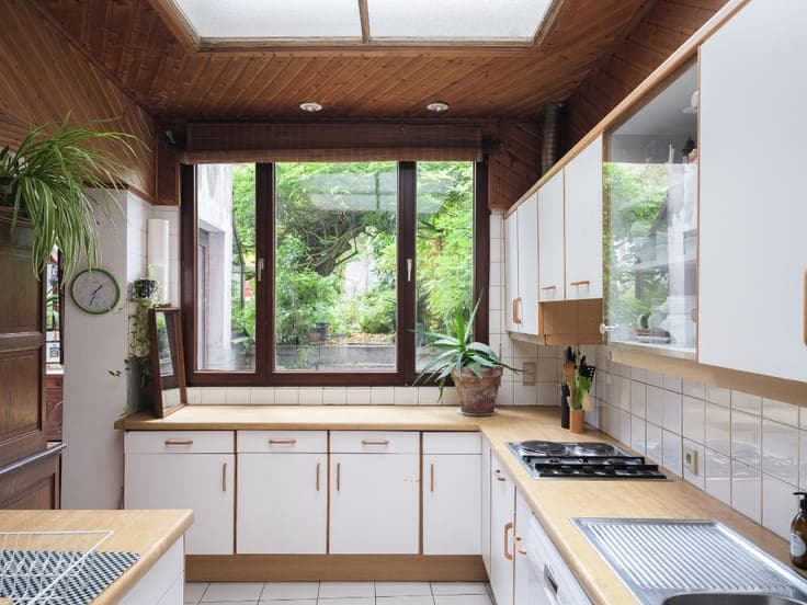 Te renoveren handelshuis (266 m²) met stadstuin. Wonen en...