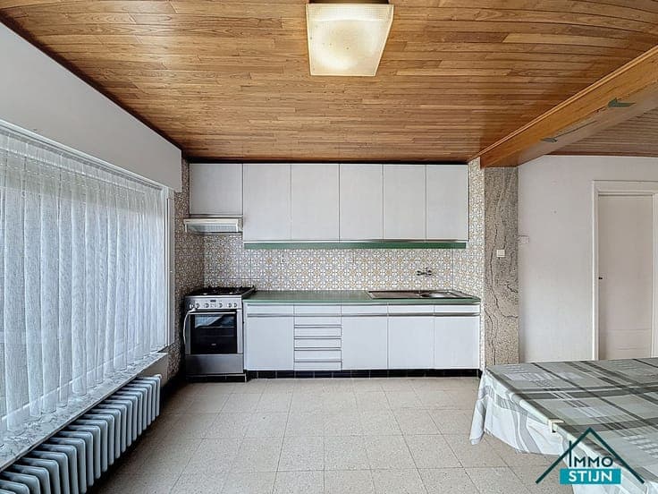 Ruime woning met drie slaapkamers