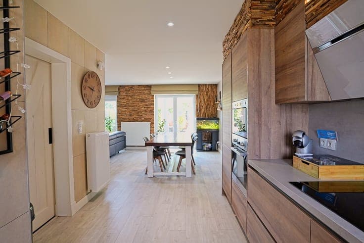 Recente woning met mogelijk 4 slaapkamers te Temse