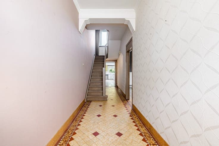 Property with 4 bedrooms, garage, garden, and expansion p...