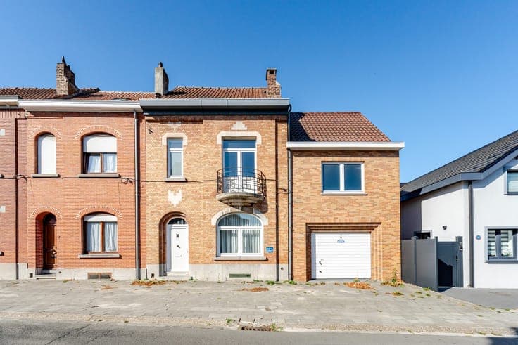 Property with 4 bedrooms, garage, garden, and expansion p...