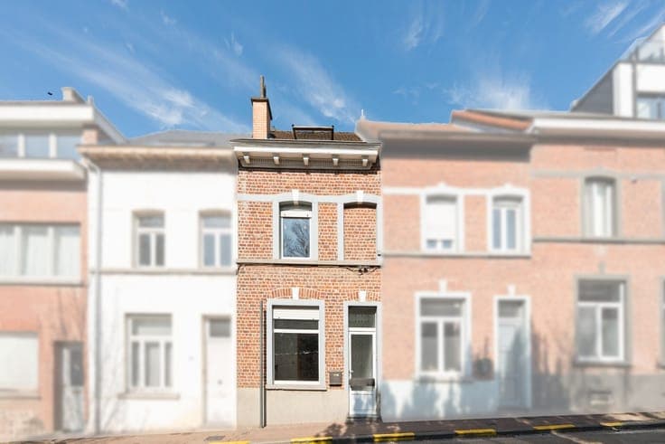 For sale in Meise: a cosy, semi-detached starter home.